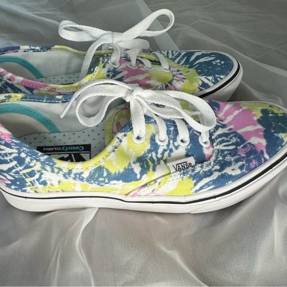 Vans Colorful Tie-Dye Sneakers - Picture 3 of 6